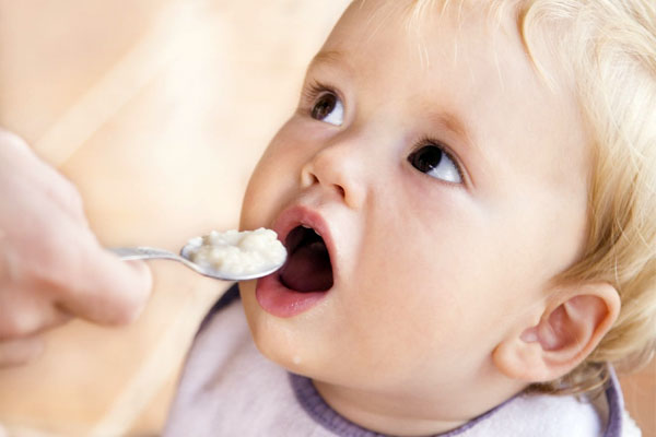 Bebeklerin Beslenme Şekilleri