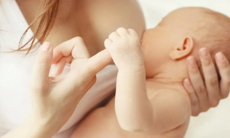 Bebek Emzirirken En Sık Yapılan 9 Hata Hangileridir