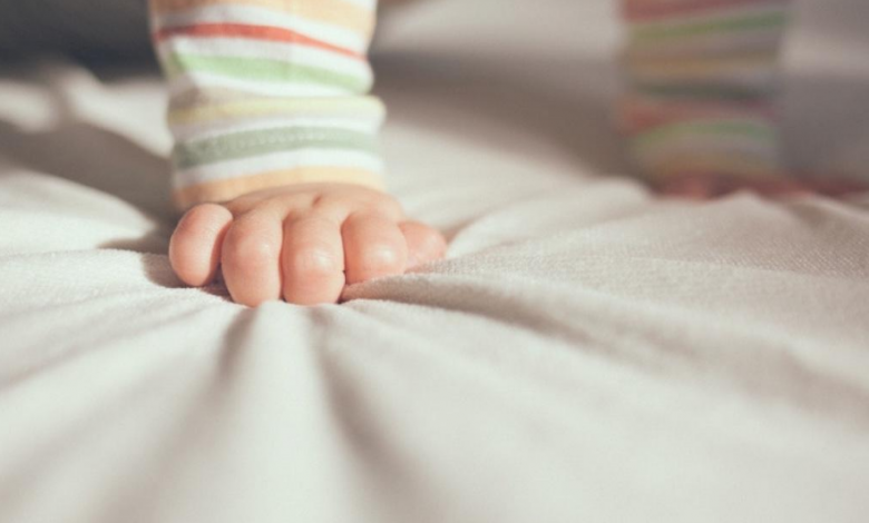 Bebeklerde Gece Beslenmesi Nasıl Olmalı?
